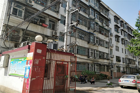 纺织厂小区3室1厅1卫71.2㎡